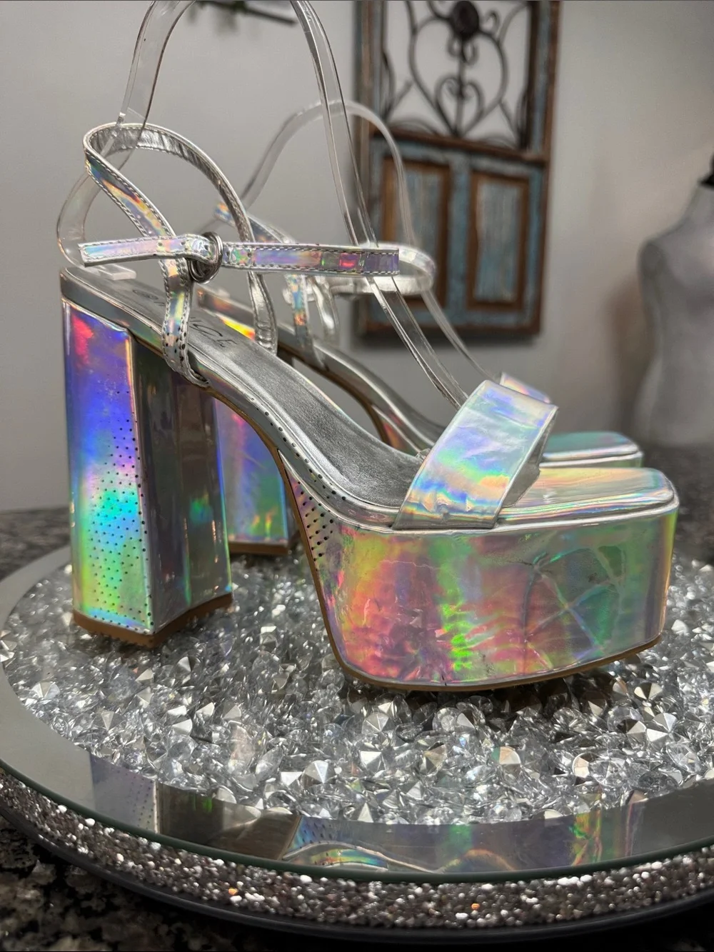 Rouge! Holographic Silver Platform Go-Go Sandals NWOT
